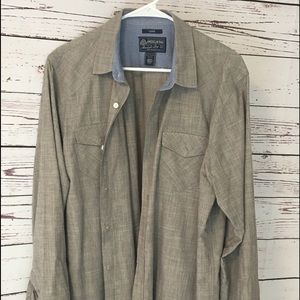 Men’s lightly used button down